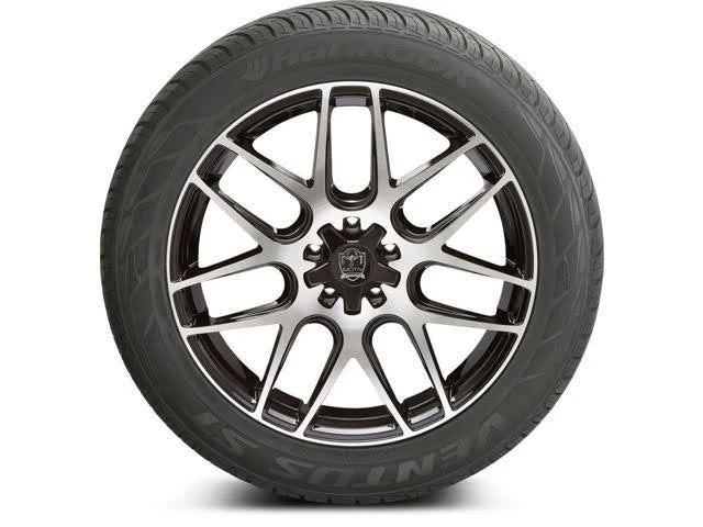 275/45R22 Tire V647225