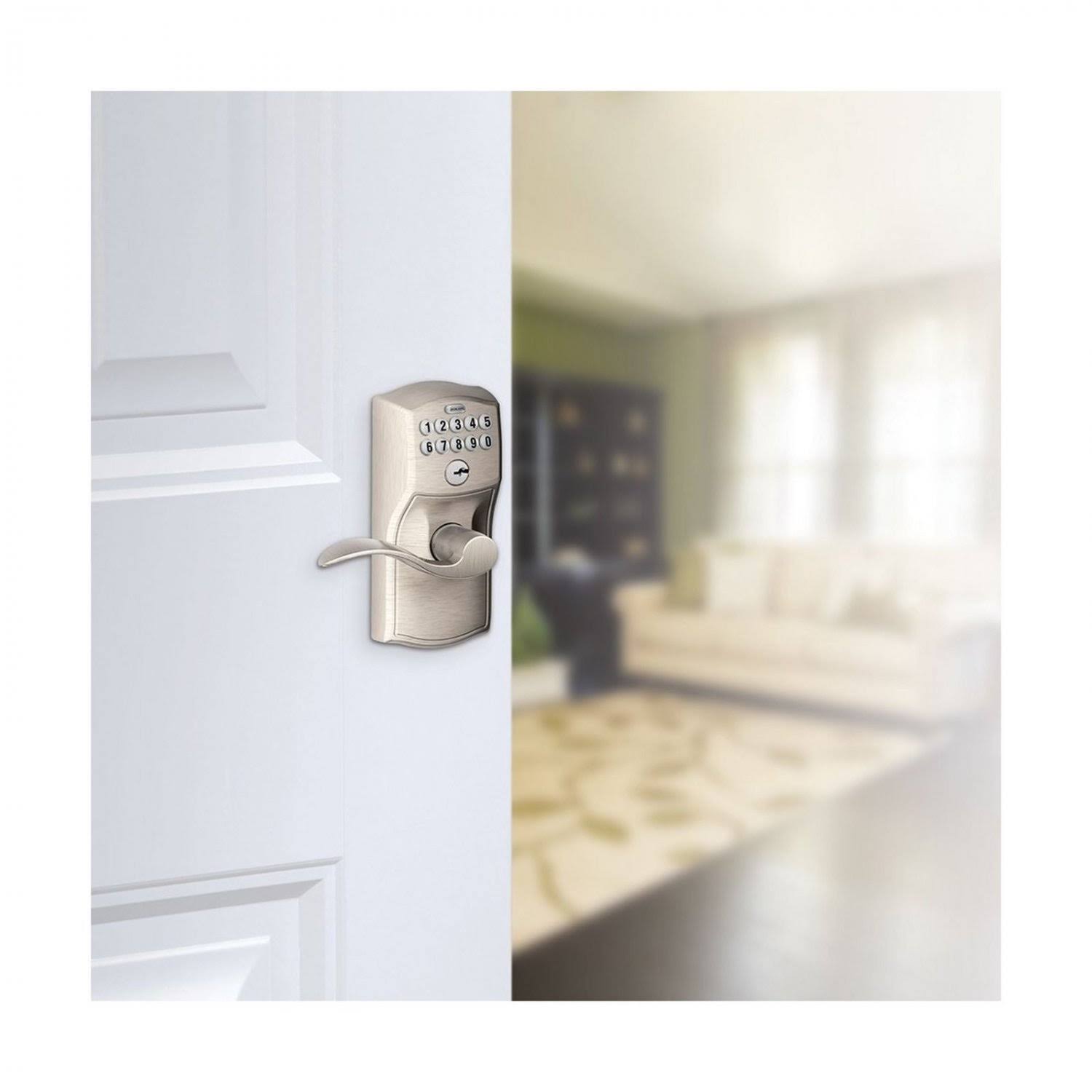 Keypad Lever with Camelot Trim V54391