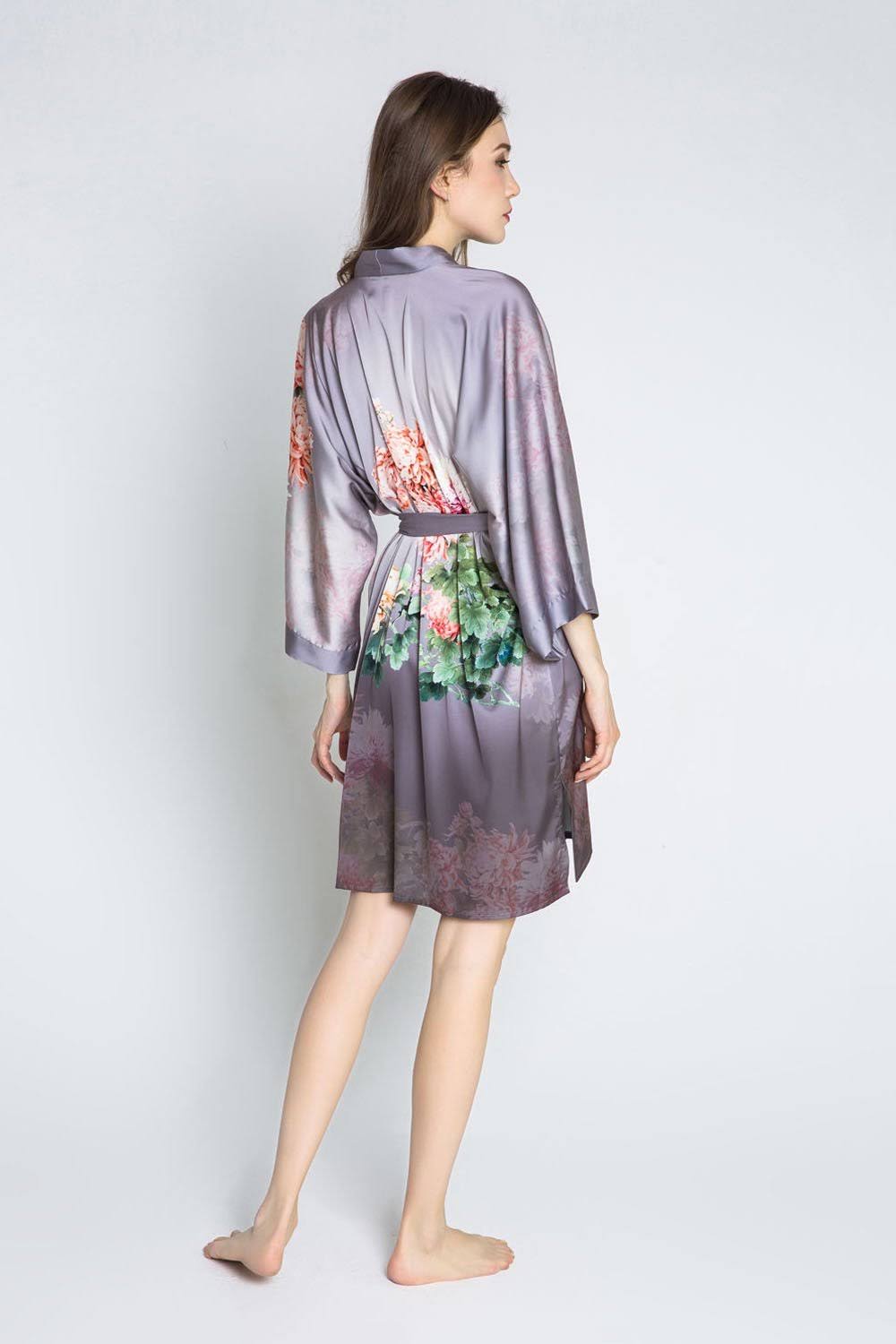 Coral Chrysanthemum Kimono Robe X2798