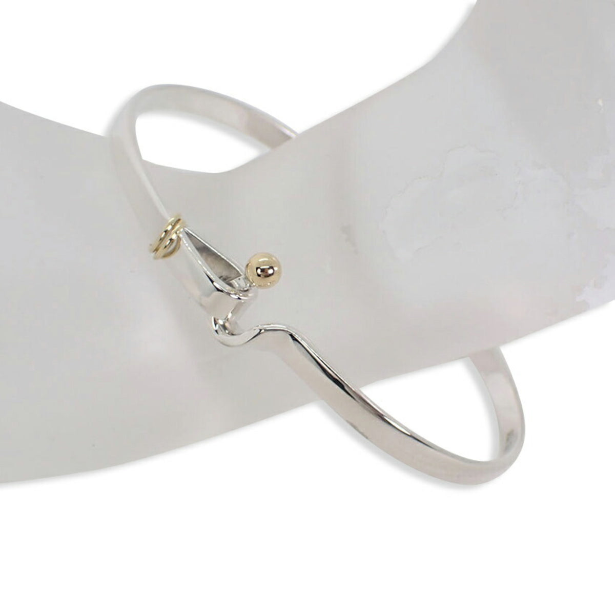 SV925 750 Hook & Eye Bangle G97375