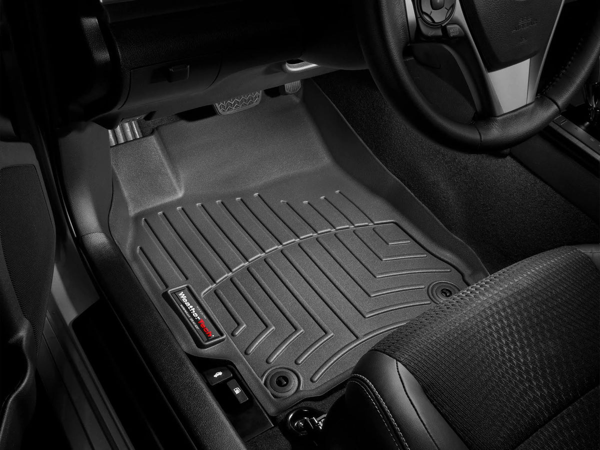 Front FloorLiner, Black R675