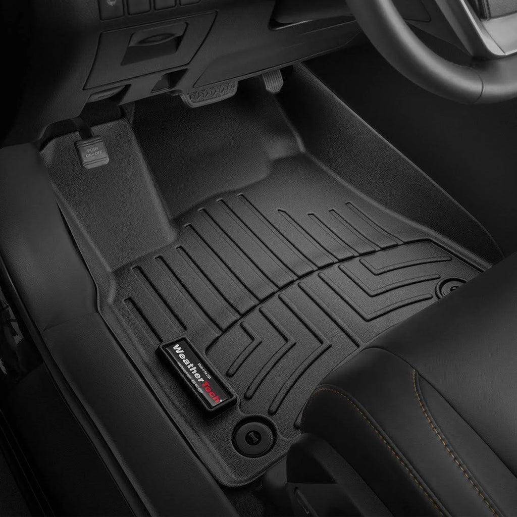 Front FloorLiner, Black R675