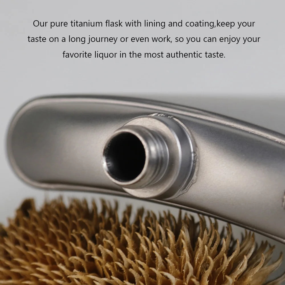 Titanium Flask Hip Flagon with Screw Clip Ultralight Hydration Flat Bottle with Ti Funnel L135987