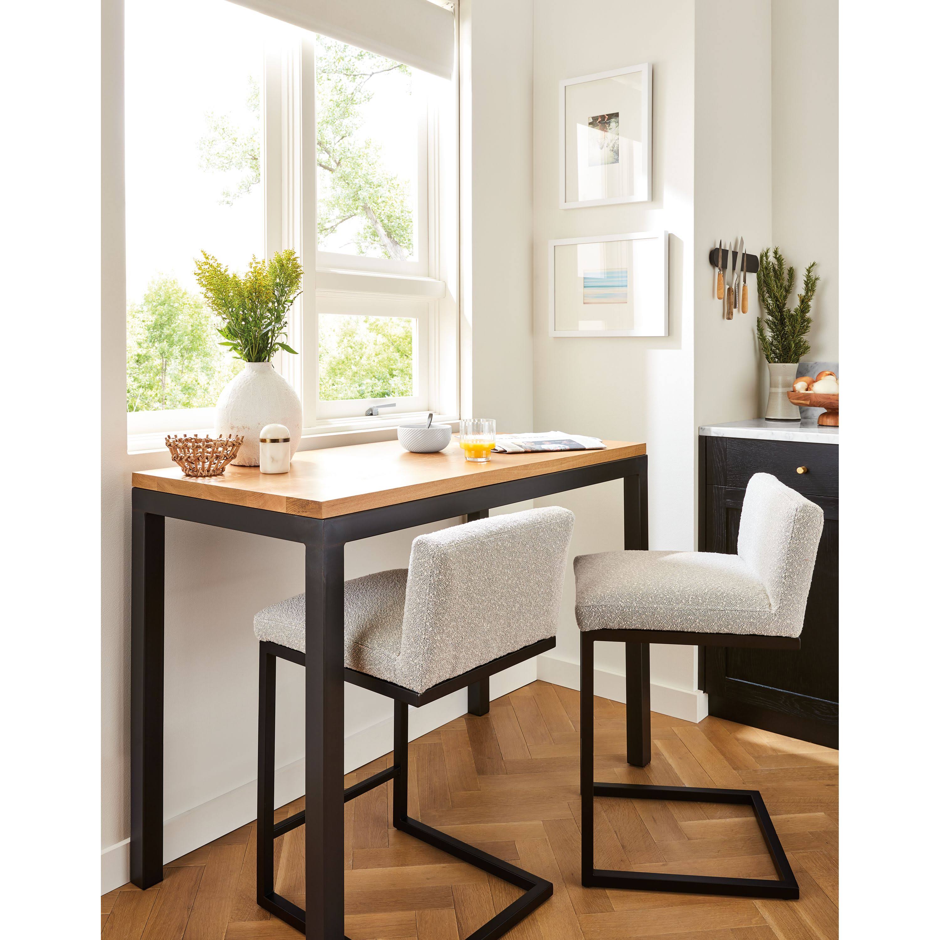 White Venatino Marble Counter Table E7402